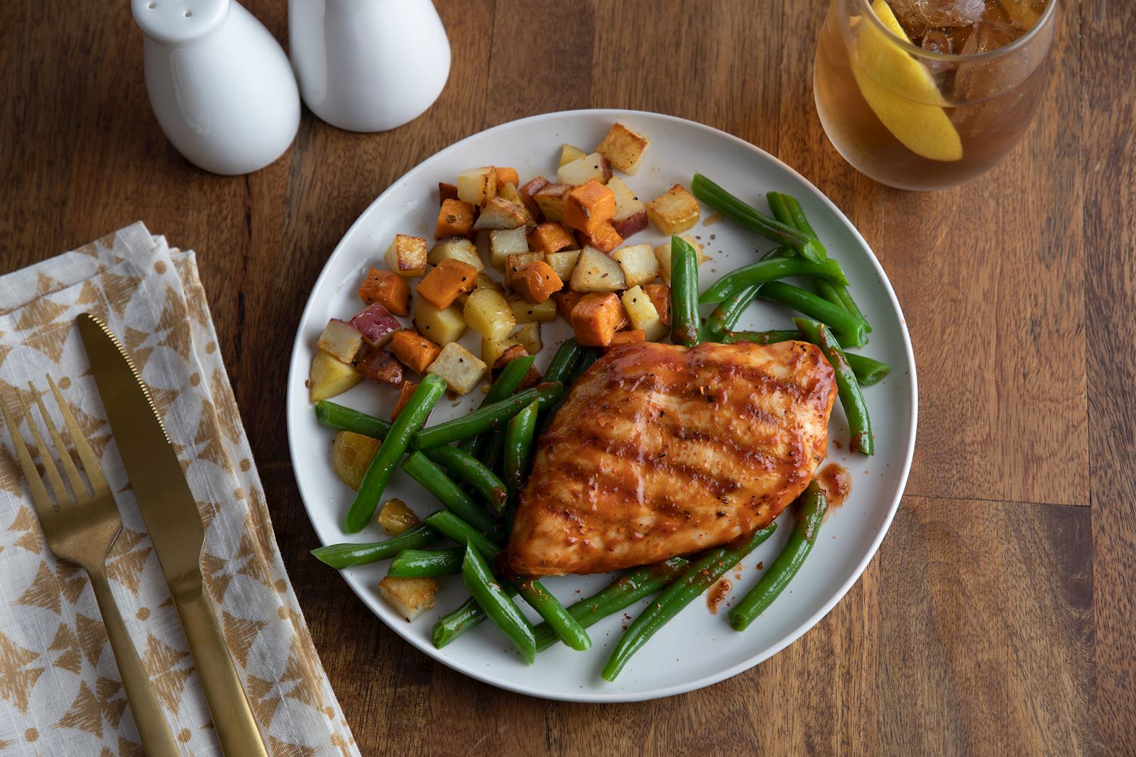 Mom's Meals BBQ Chicken with Potato Medley and Seasoned Green Beans